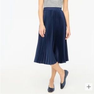 NWOT Pleated Midi Skirt - Navy